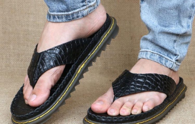 dép da cá sấu