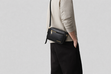 Túi đeo chéo nam – Item không thể thiếu của Gen Z